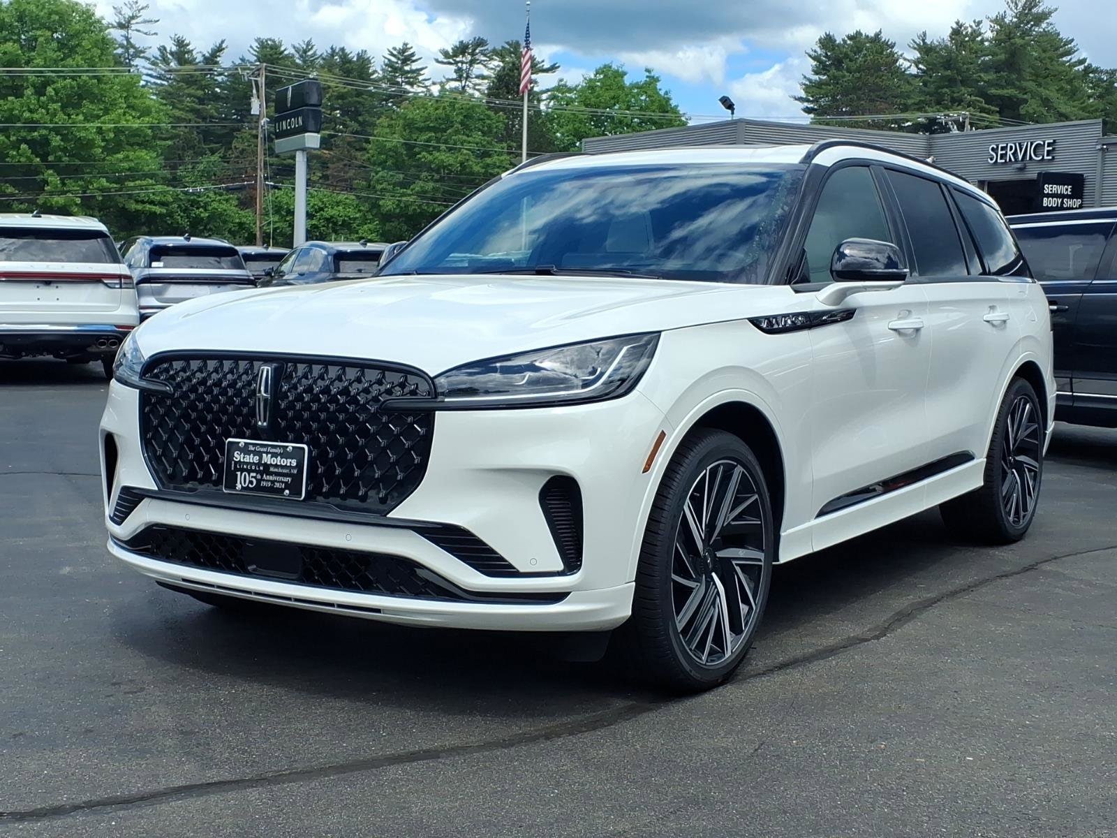 2026 Lincoln Aviator Black Label AWD's photo