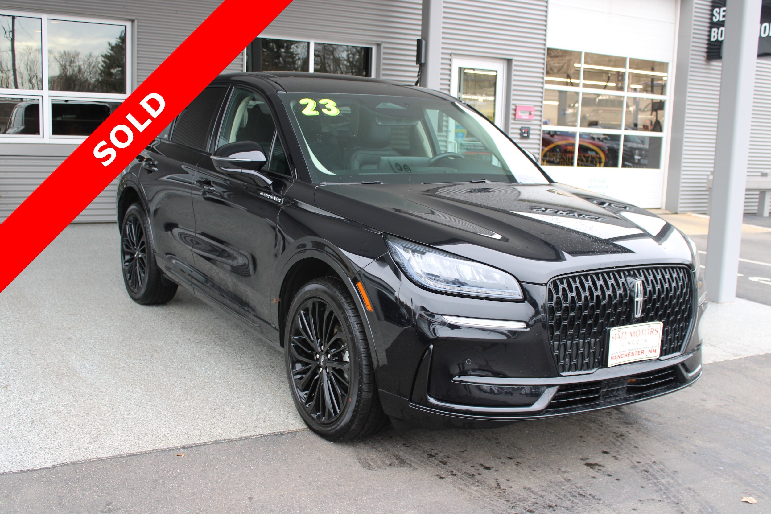 2023 Lincoln Corsair Base