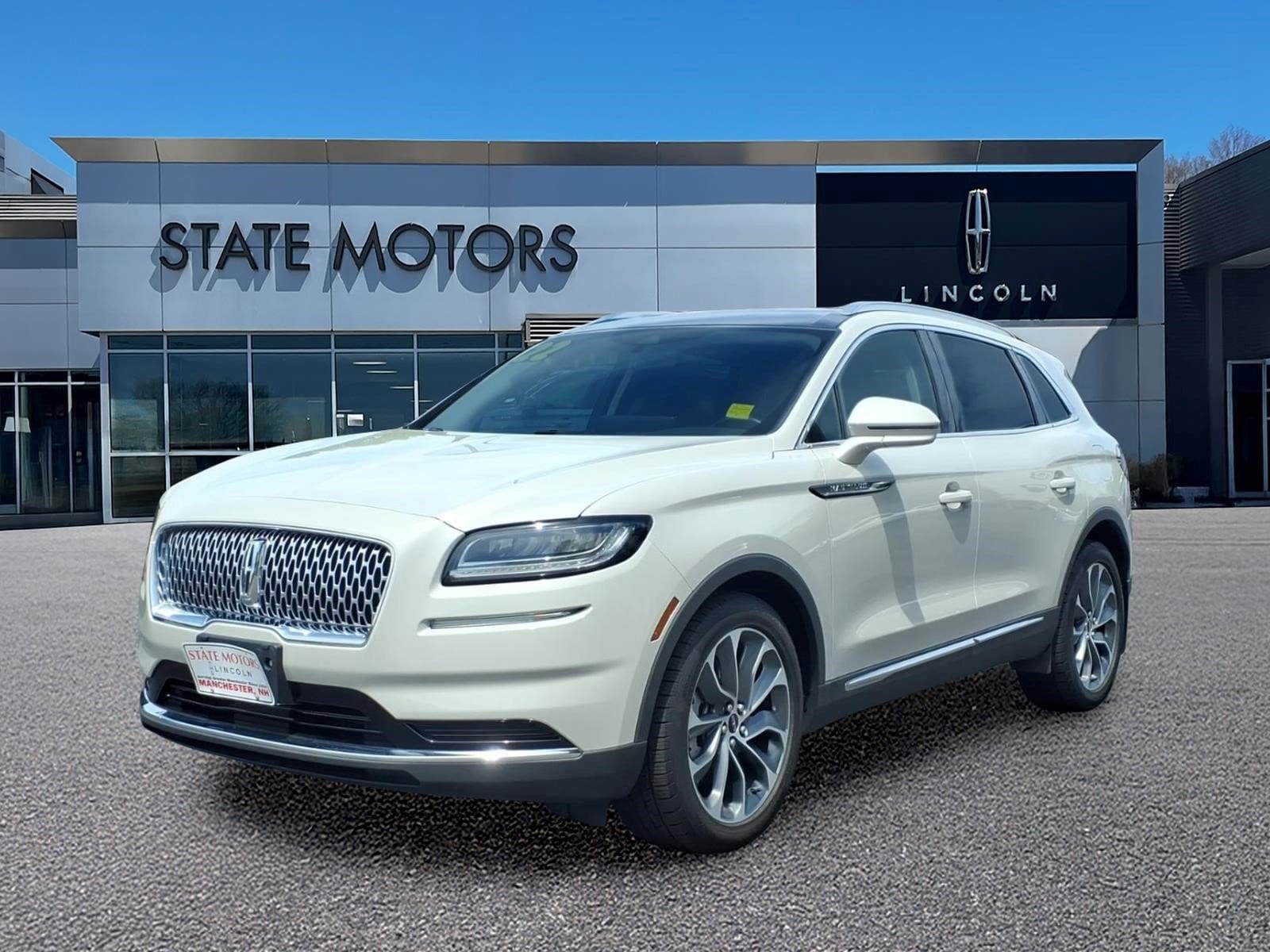 2022 Lincoln Nautilus Reserve AWD's photo
