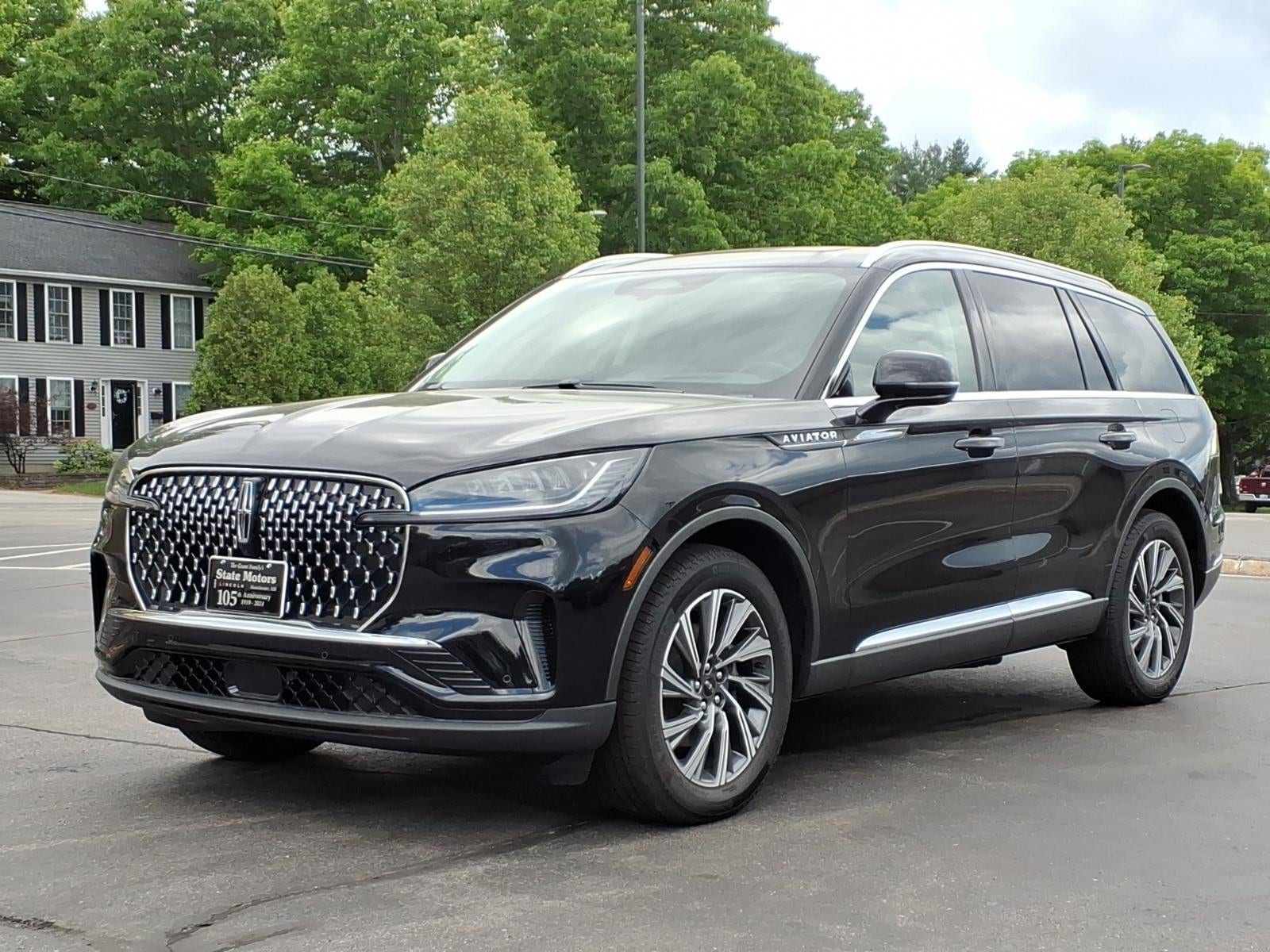 2026 Lincoln Aviator Premiere AWD's photo