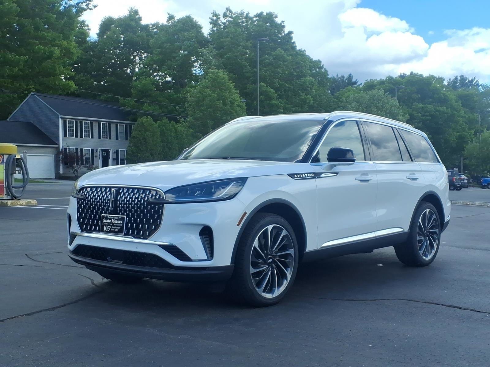 2026 Lincoln Aviator Reserve AWD's photo