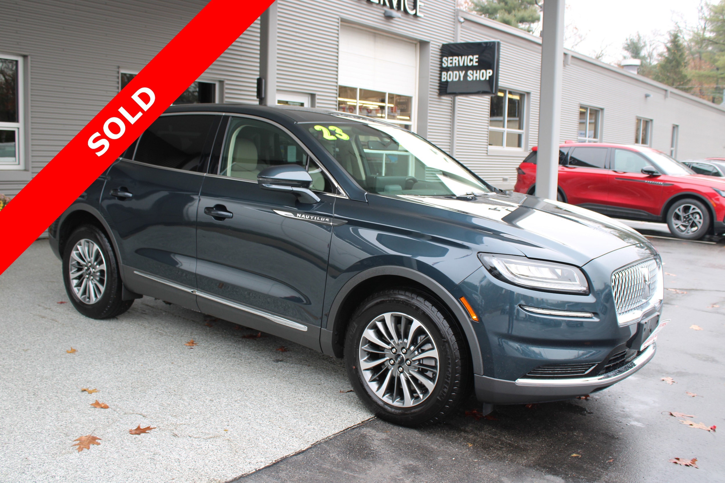 2023 Lincoln Nautilus Base's photo