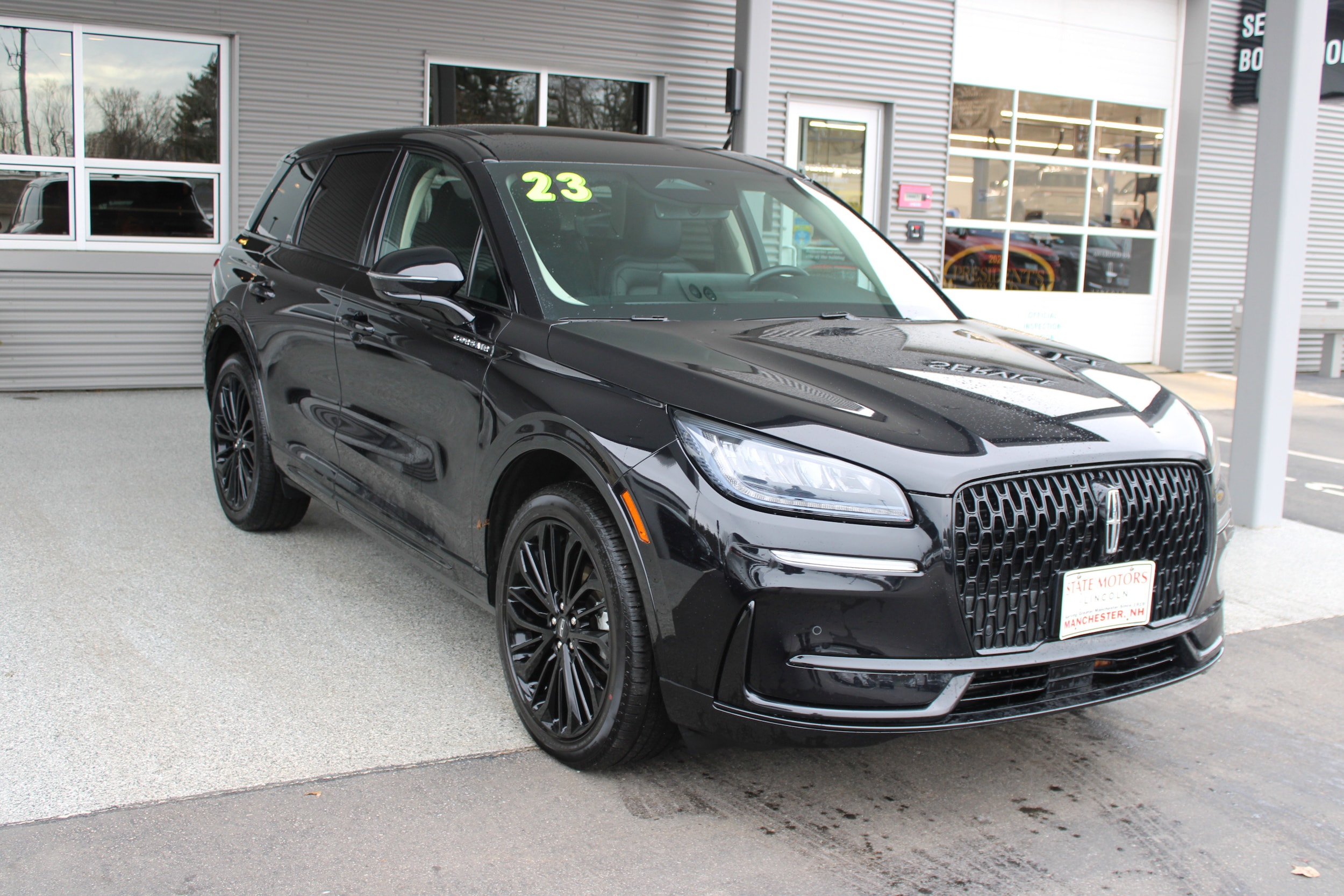 2023 Lincoln Corsair Base