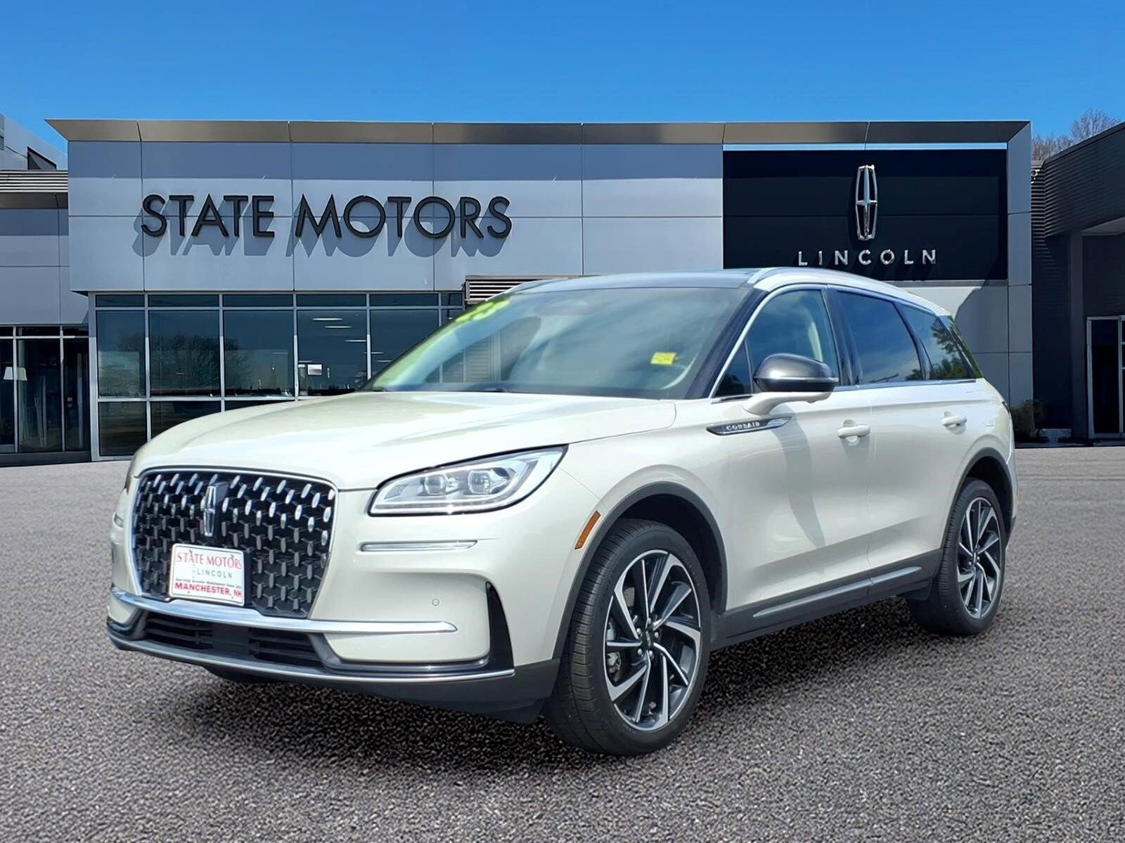 2023 Lincoln Corsair Reserve AWD's photo