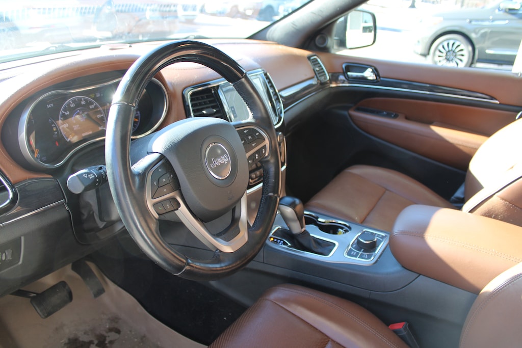 Used 2020 Jeep Grand Cherokee Overland SUV