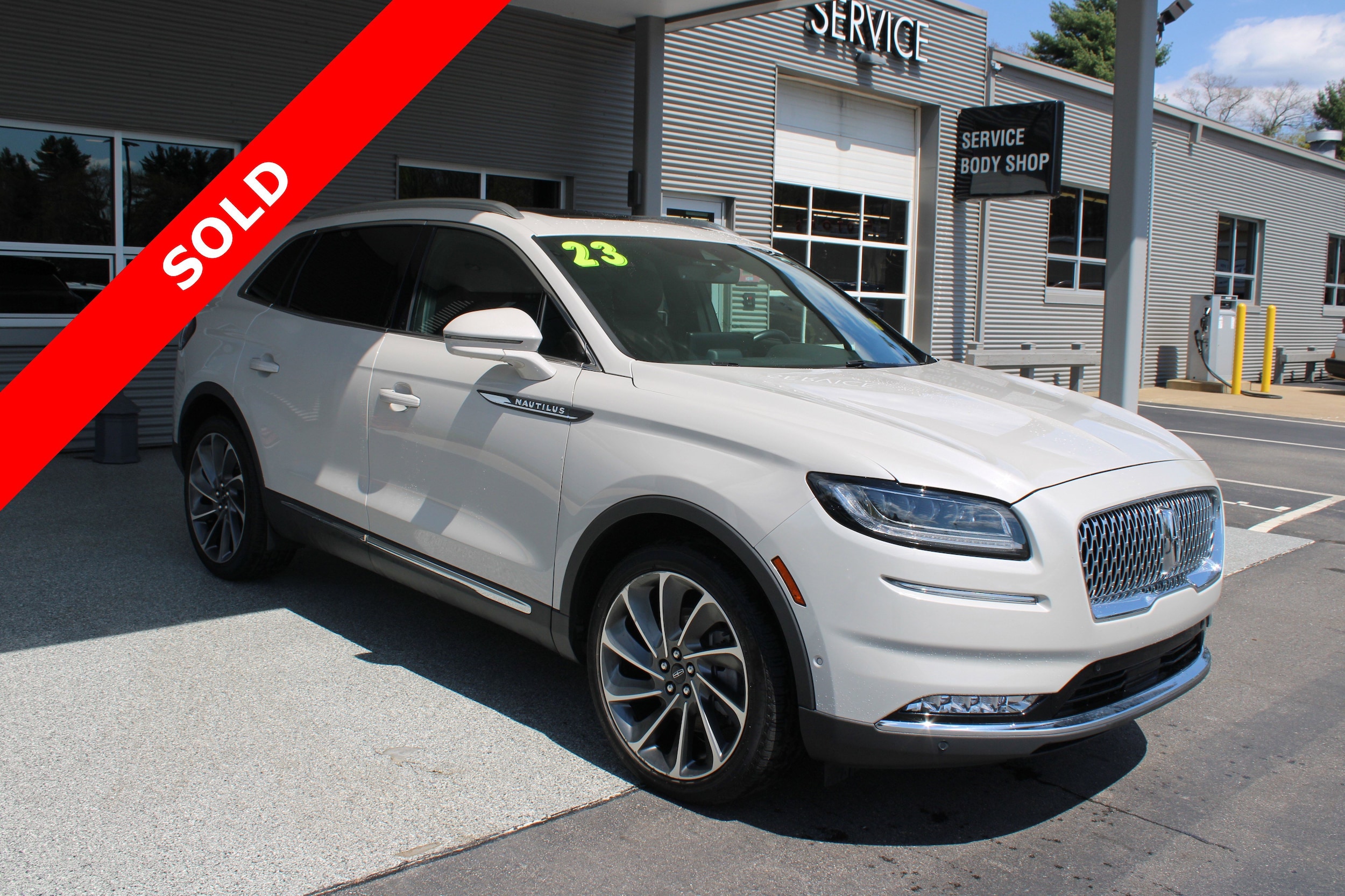 2023 Lincoln Nautilus Reserve AWD's photo