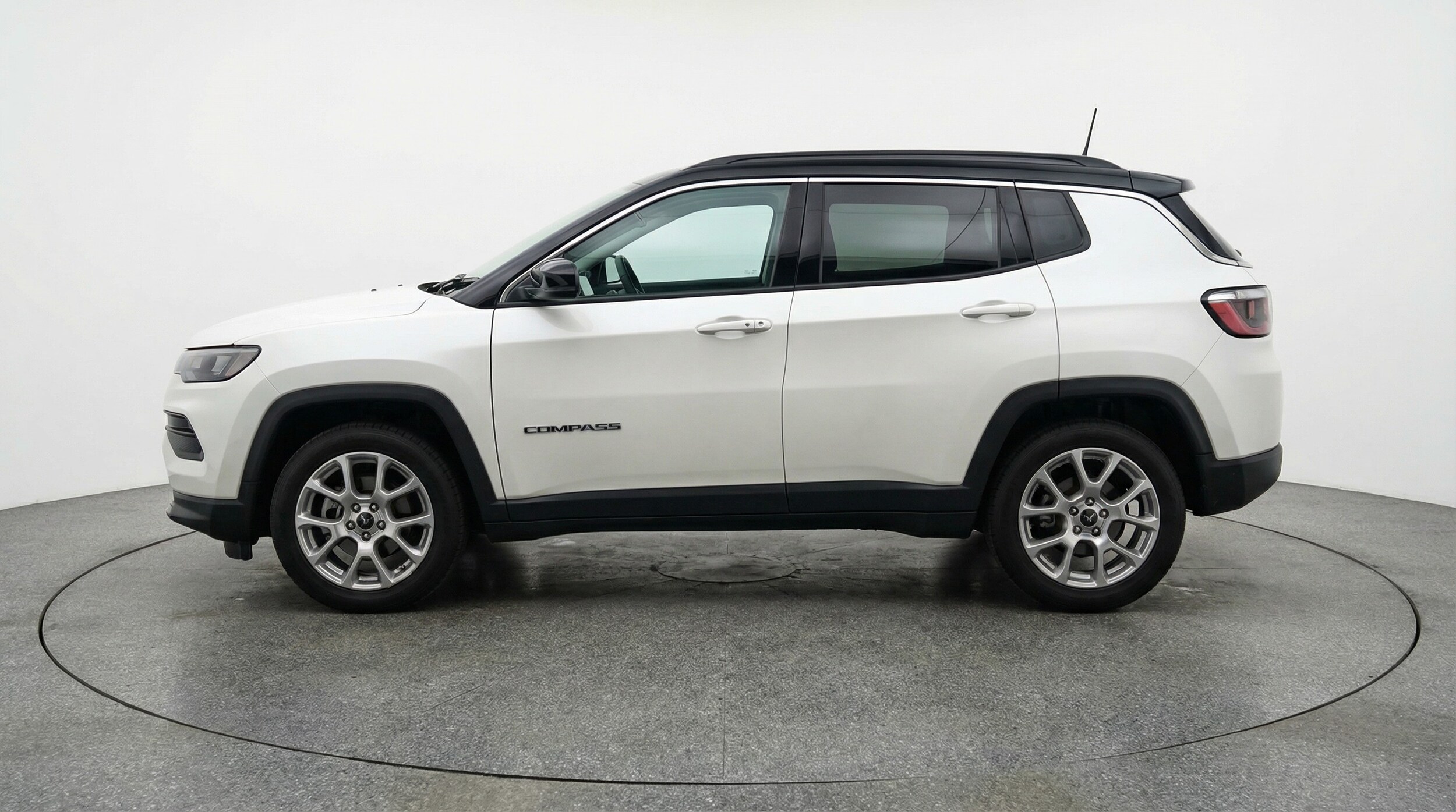 Thumbnail: 2025 Jeep Compass - 4