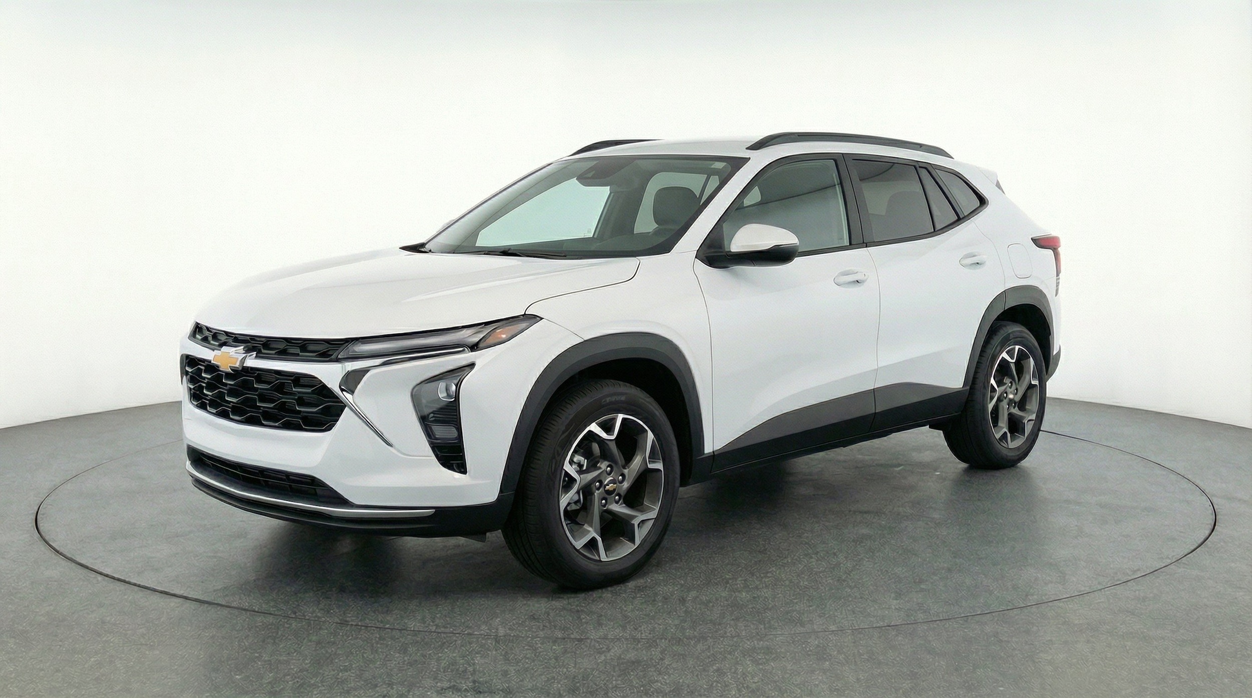 Thumbnail: 2025 Chevrolet Trax - 3