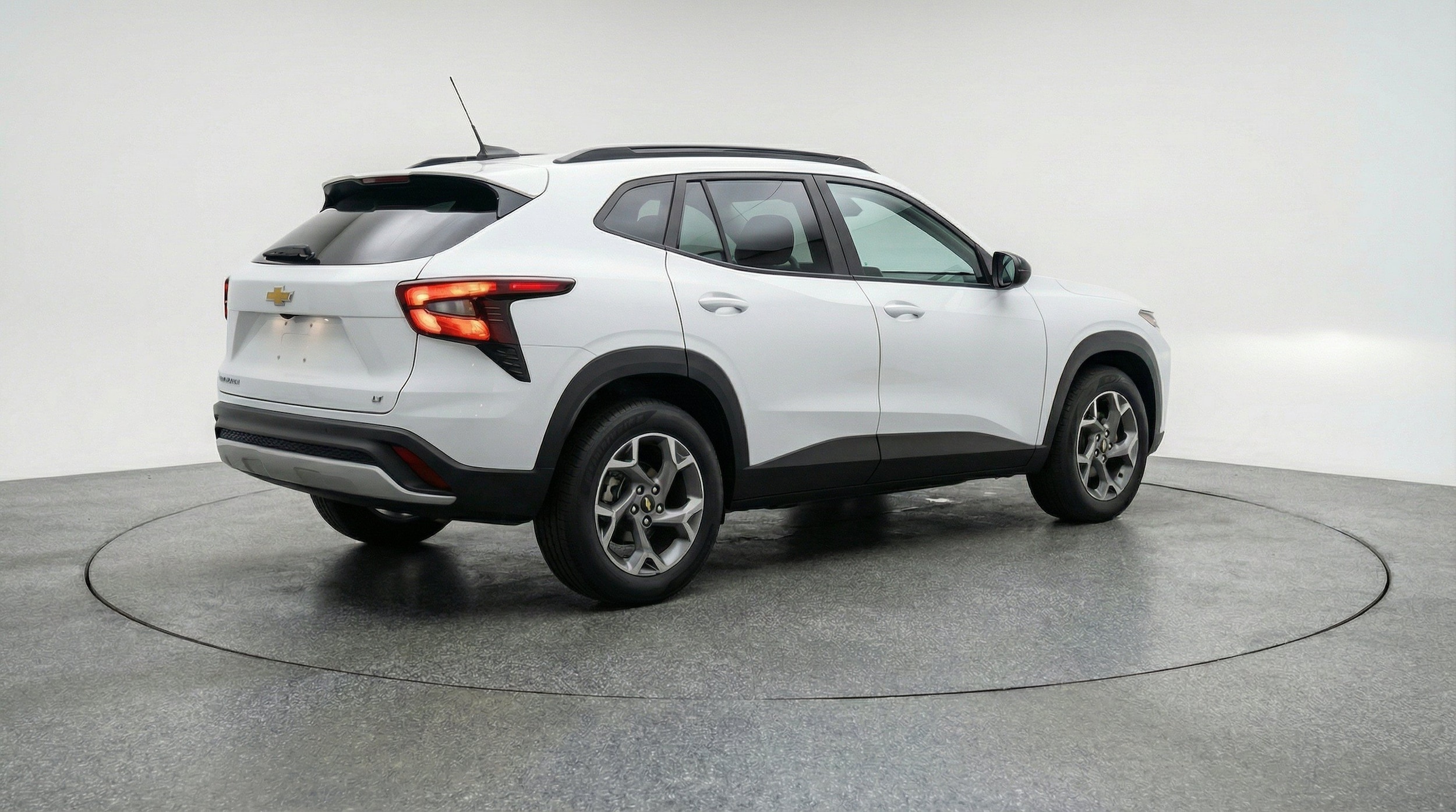 Thumbnail: 2025 Chevrolet Trax - 9