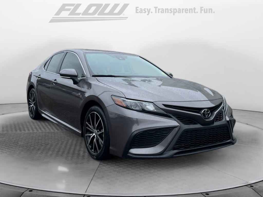 Used 2024 Toyota Camry SE Sedan
