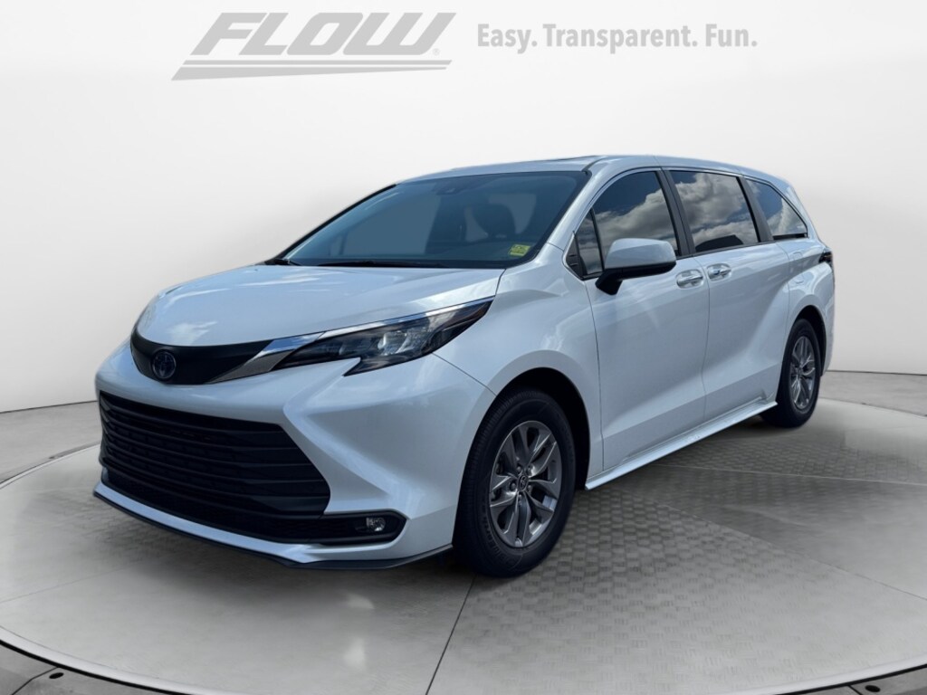 Certified 2025 Toyota Sienna XLE Minivan