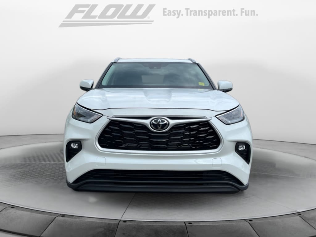 Certified 2025 Toyota Highlander Hybrid Hybrid XLE SUV