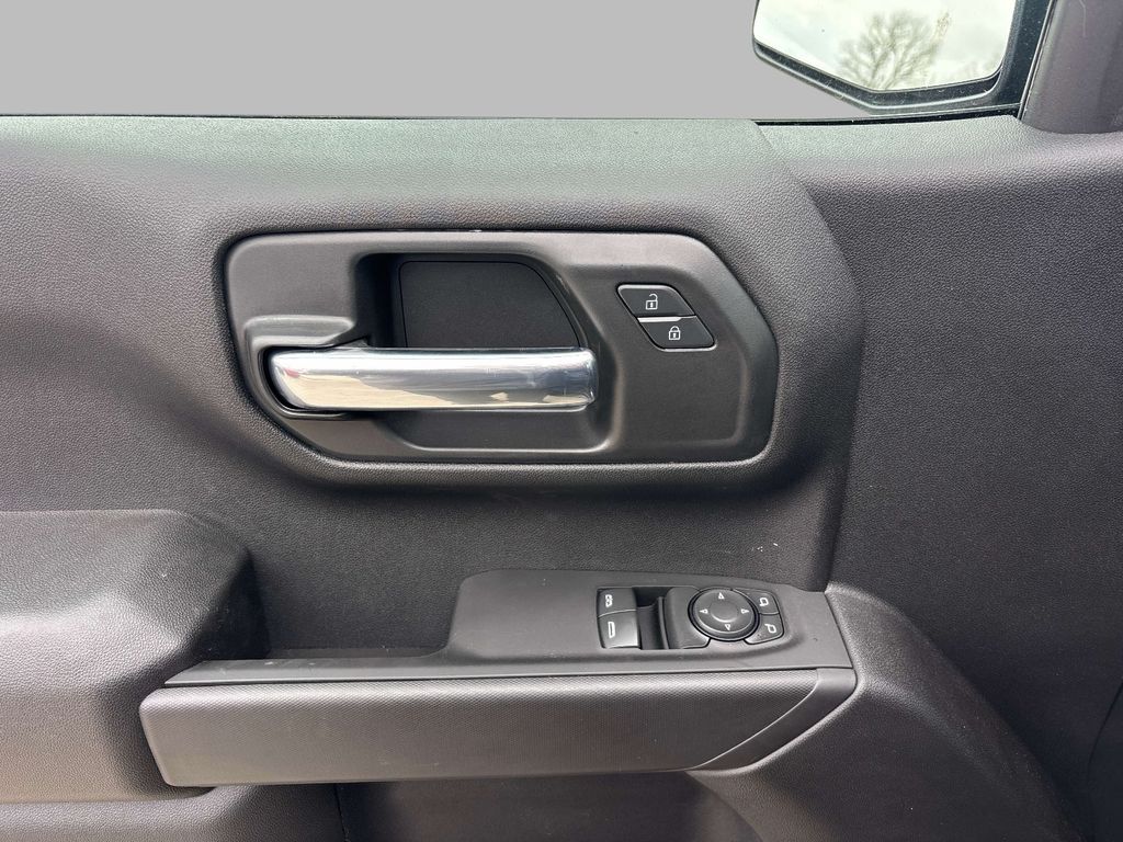 2025 GMC Sierra 1500 Pro - Photo 5