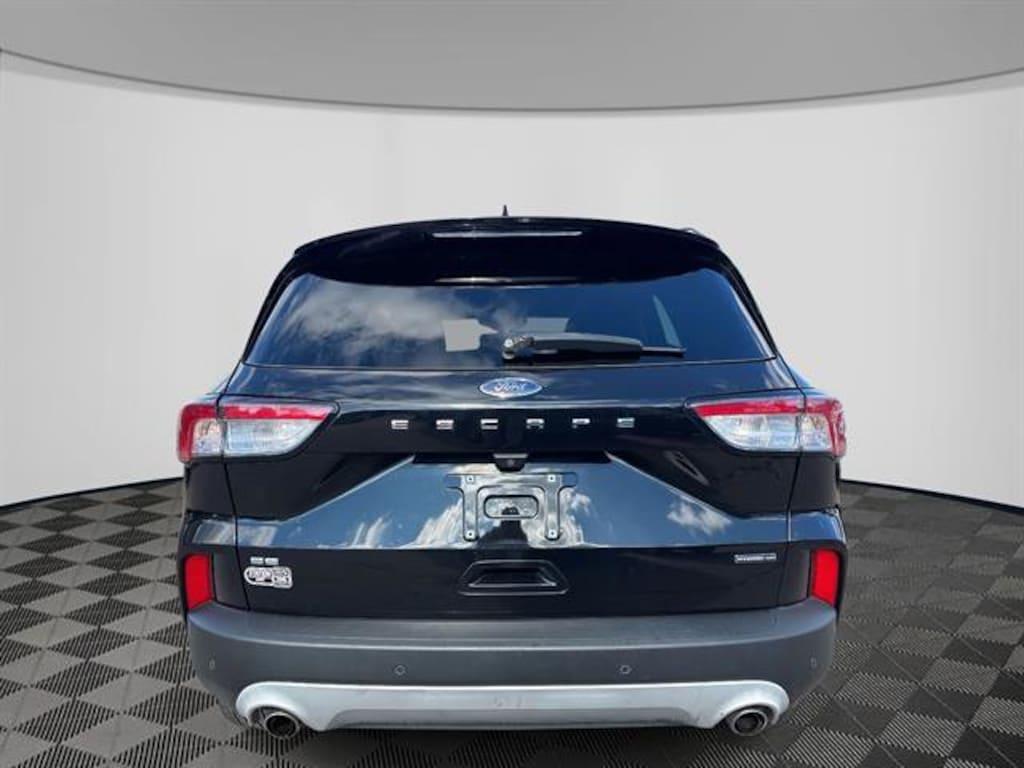 Used 2021 Ford Escape SE Hybrid