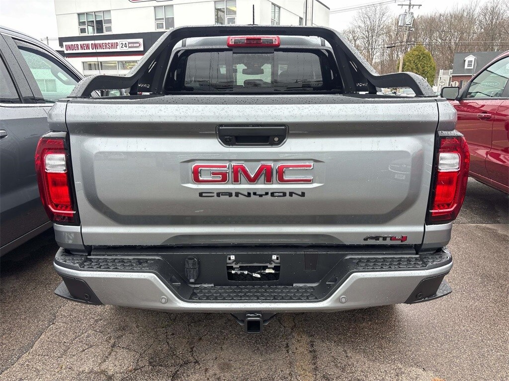 2025 Gmc Canyon AT4 photo 2