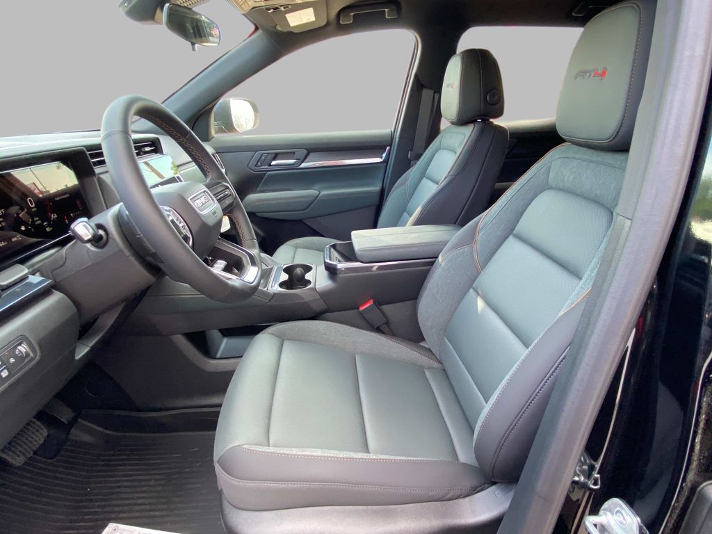 2026 GMC Terrain AT4 - Photo 12