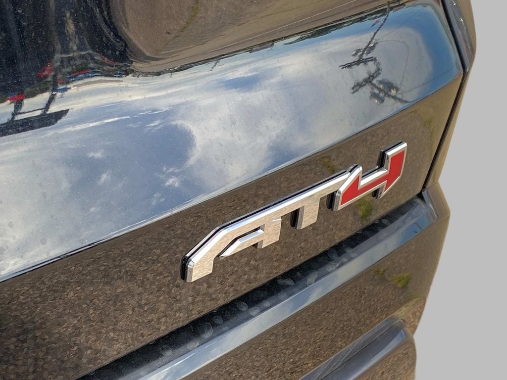 2026 GMC Terrain AT4 - Photo 6