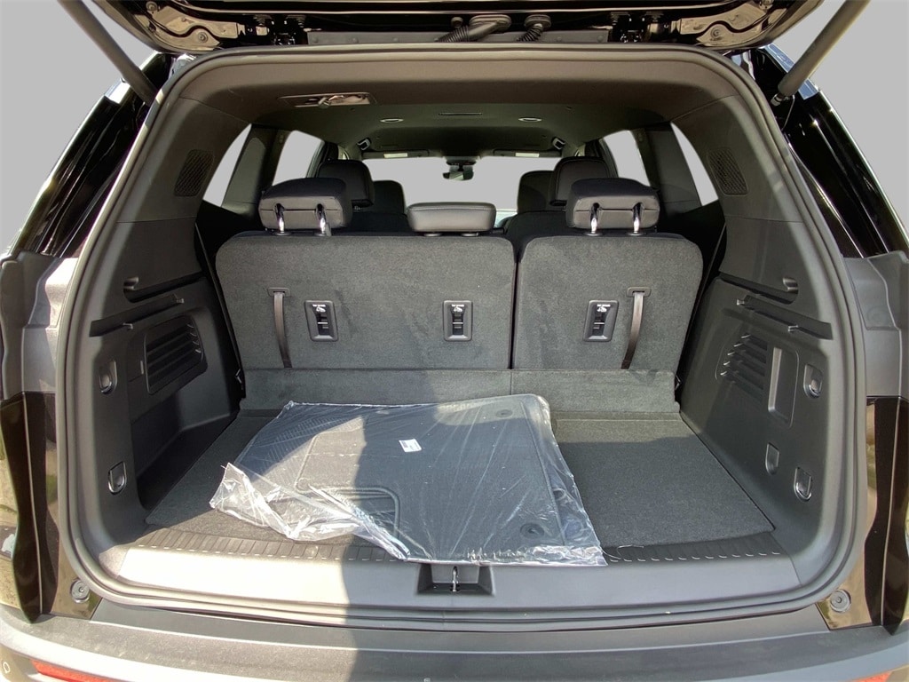 New 2026 GMC Acadia Elevation SUV