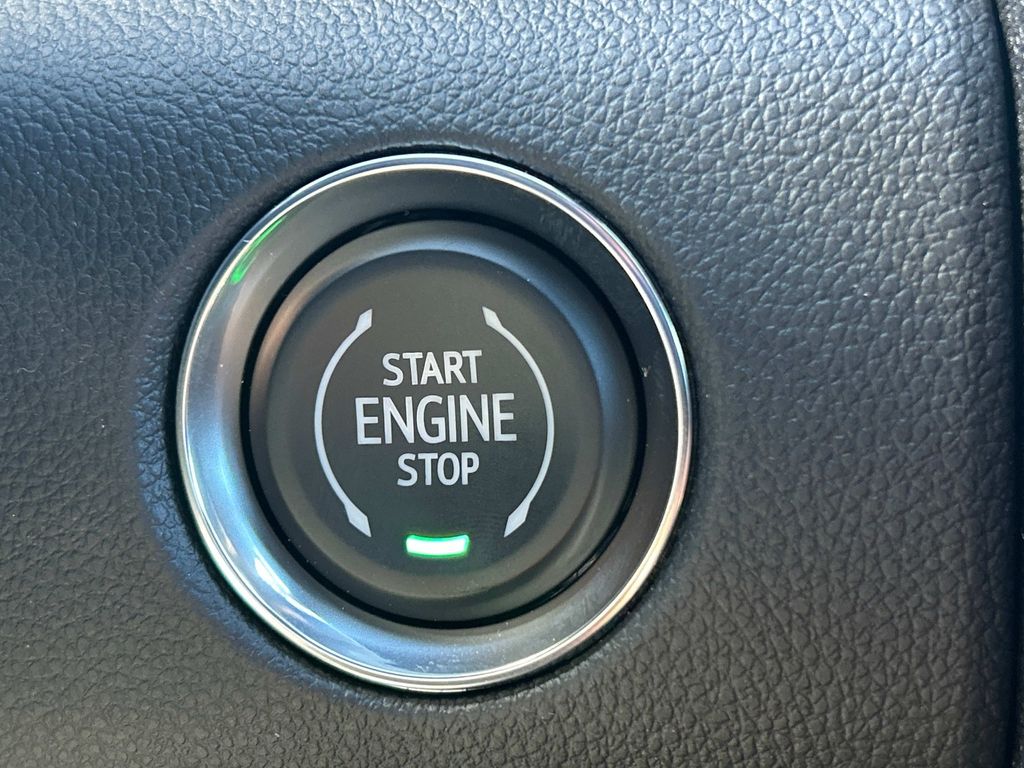 2026 GMC Acadia Elevation - Photo 13