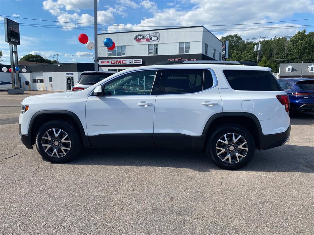 2023 Gmc Acadia SLE photo 3