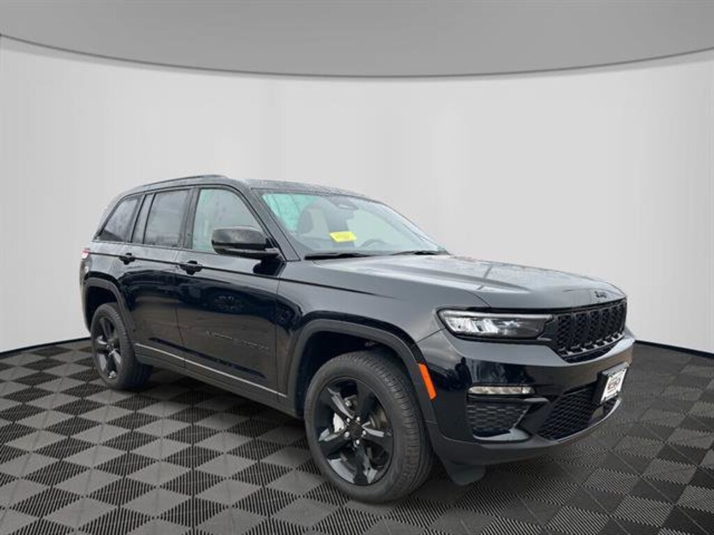 Used 2025 Jeep Grand Cherokee Limited