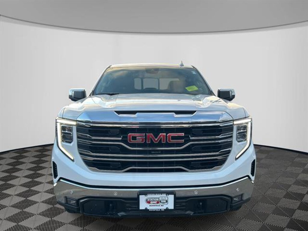 Used 2024 GMC Sierra 1500 SLT Truck