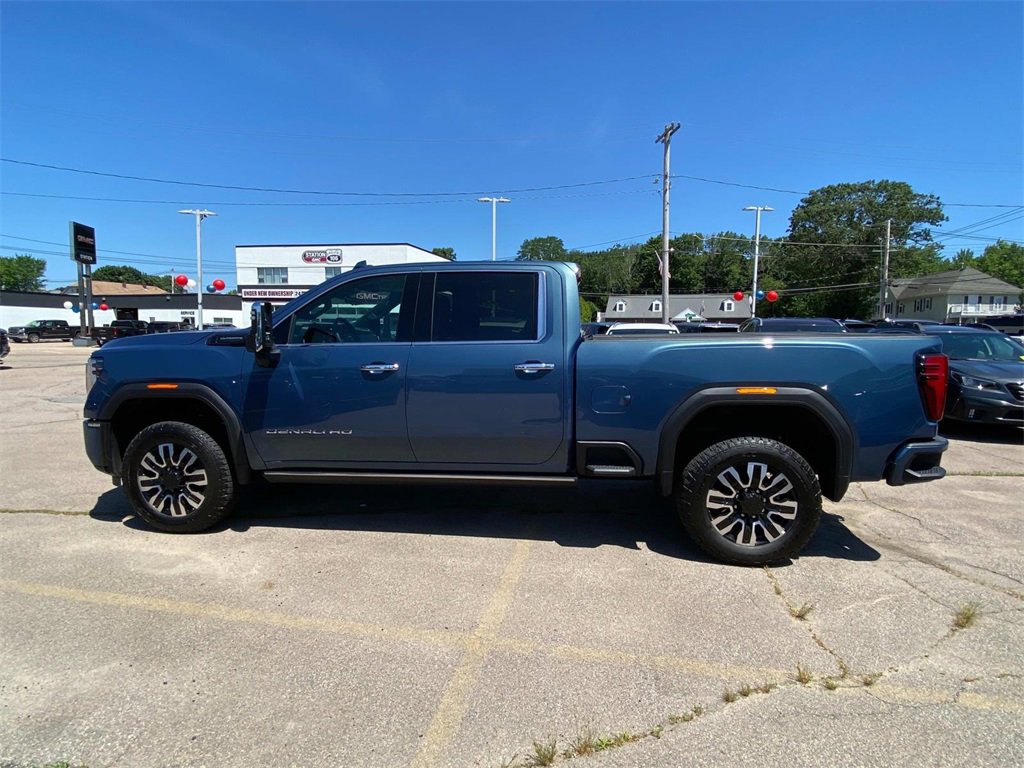 2025 Gmc Sierra 3500 HD Denali Ultimate photo 4