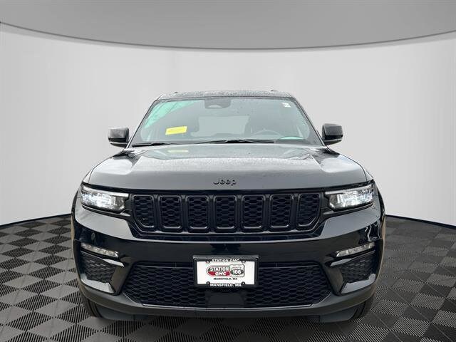 2025 Jeep Grand Cherokee Limited photo 2
