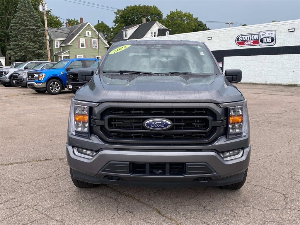 2022 Ford F-150 XL photo 2