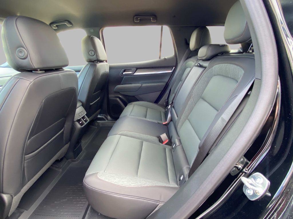 2026 GMC Terrain AT4 - Photo 7