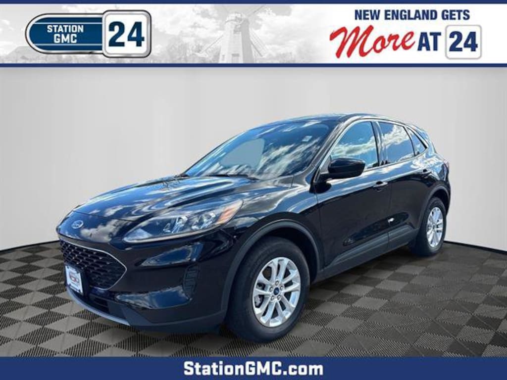 Used 2021 Ford Escape SE Hybrid