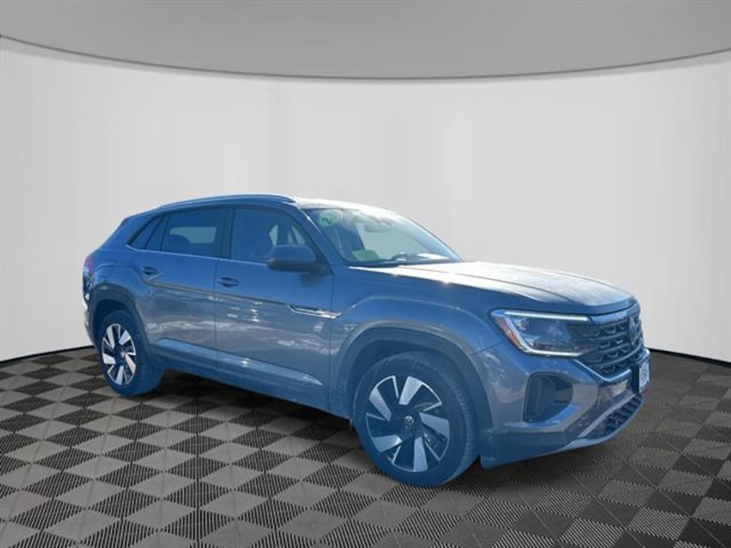 Used 2024 Volkswagen Atlas Cross Sport 2.0T SE w/Technology