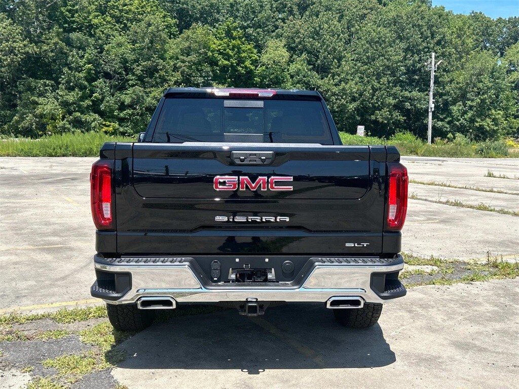 2026 Gmc Sierra 1500 SLT photo 3