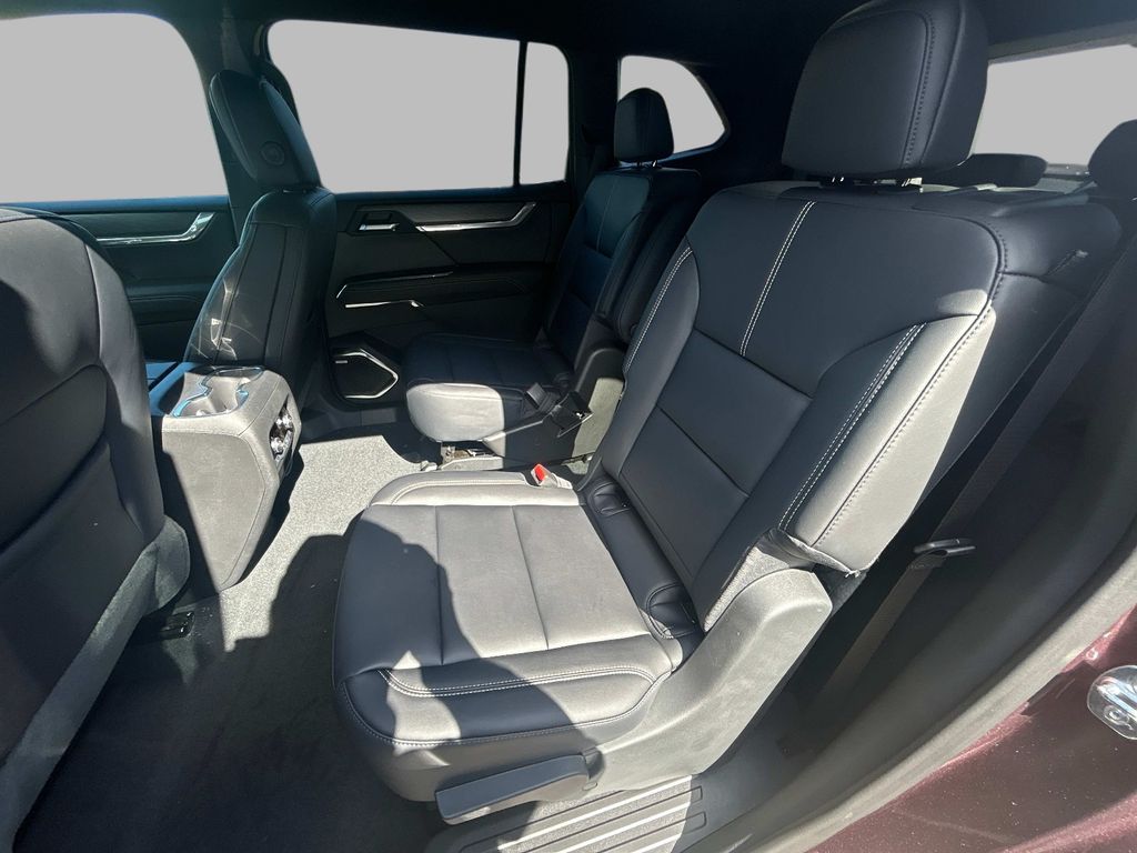 2026 GMC Acadia Elevation - Photo 5