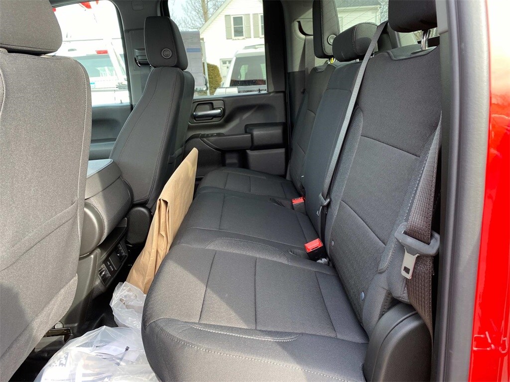 2025 Gmc Sierra 2500 HD Pro photo 4