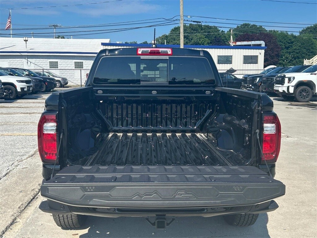 2025 Gmc Canyon Elevation photo 4
