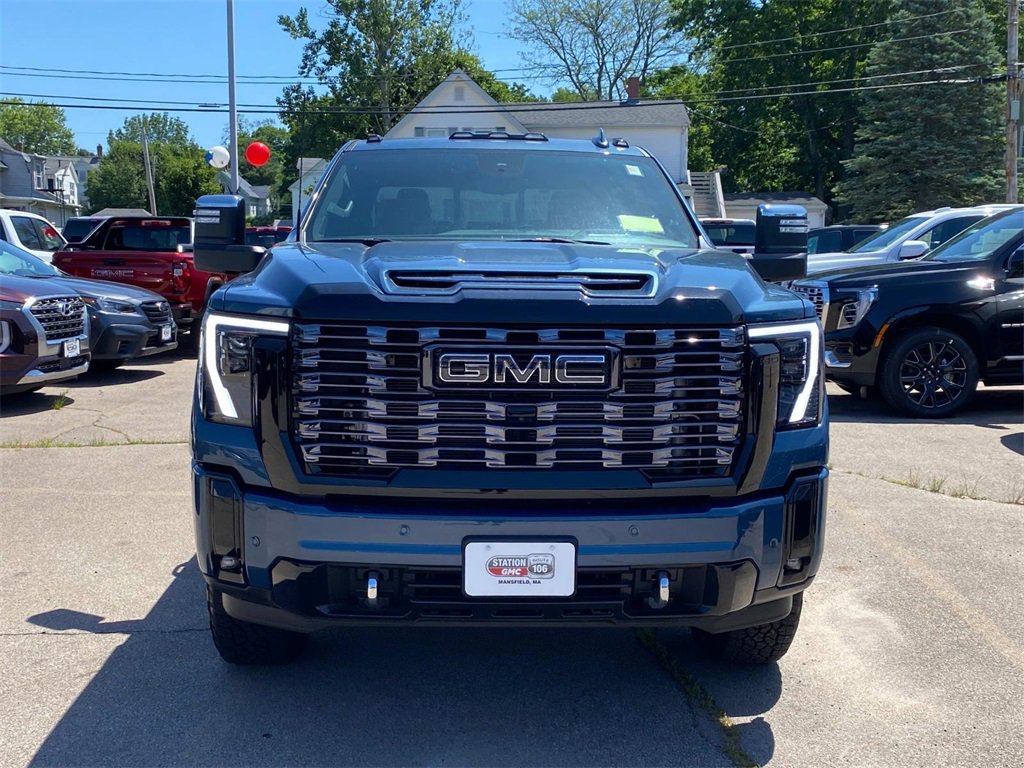 2025 Gmc Sierra 3500 HD Denali Ultimate photo 2