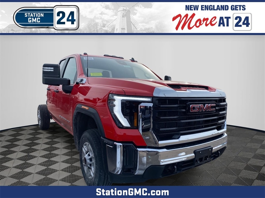 2025 GMC Sierra 2500HD Pro's photo