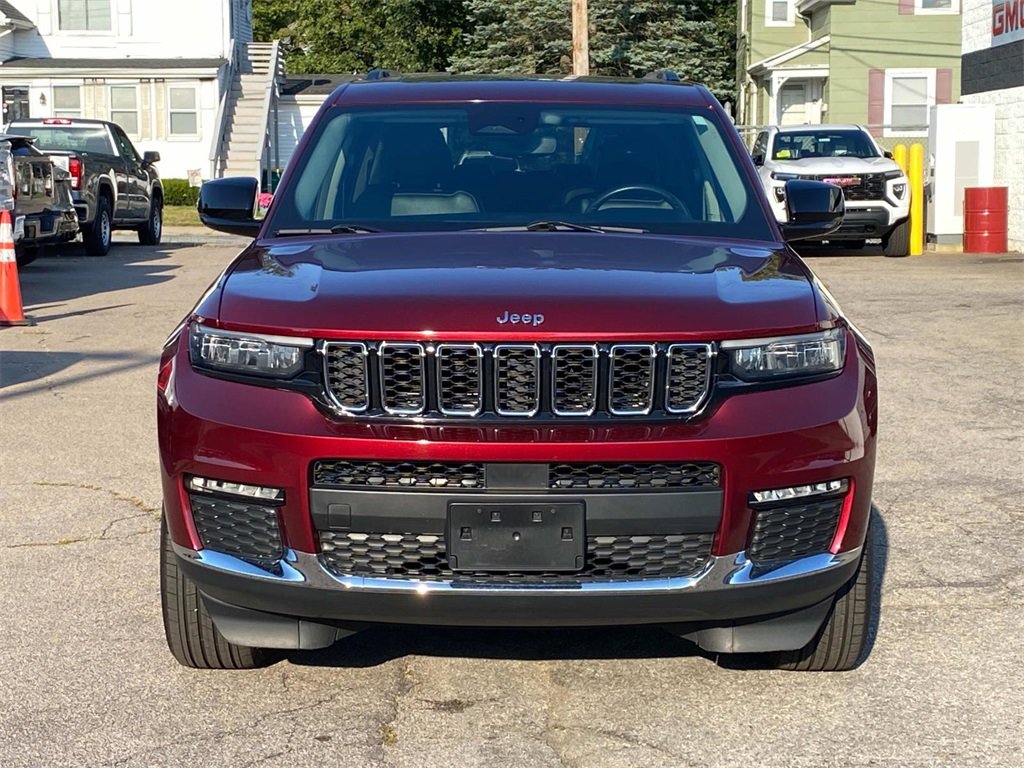 2021 Jeep Grand Cherokee Limited photo 2