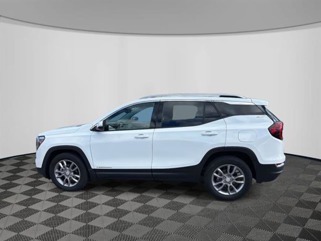 Used 2022 GMC Terrain SLT SUV