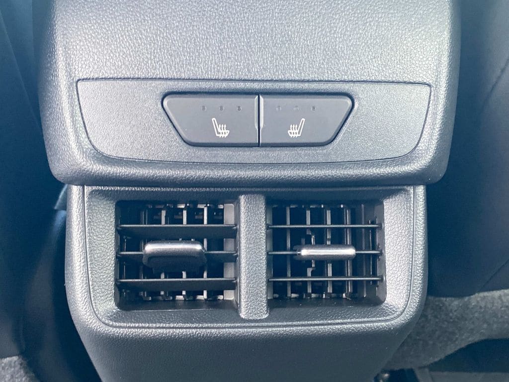 2026 GMC Terrain AT4 - Photo 8