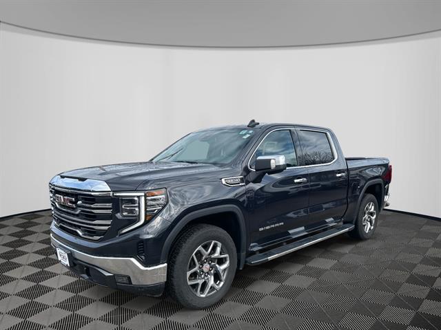 2023 GMC Sierra SLT's photo