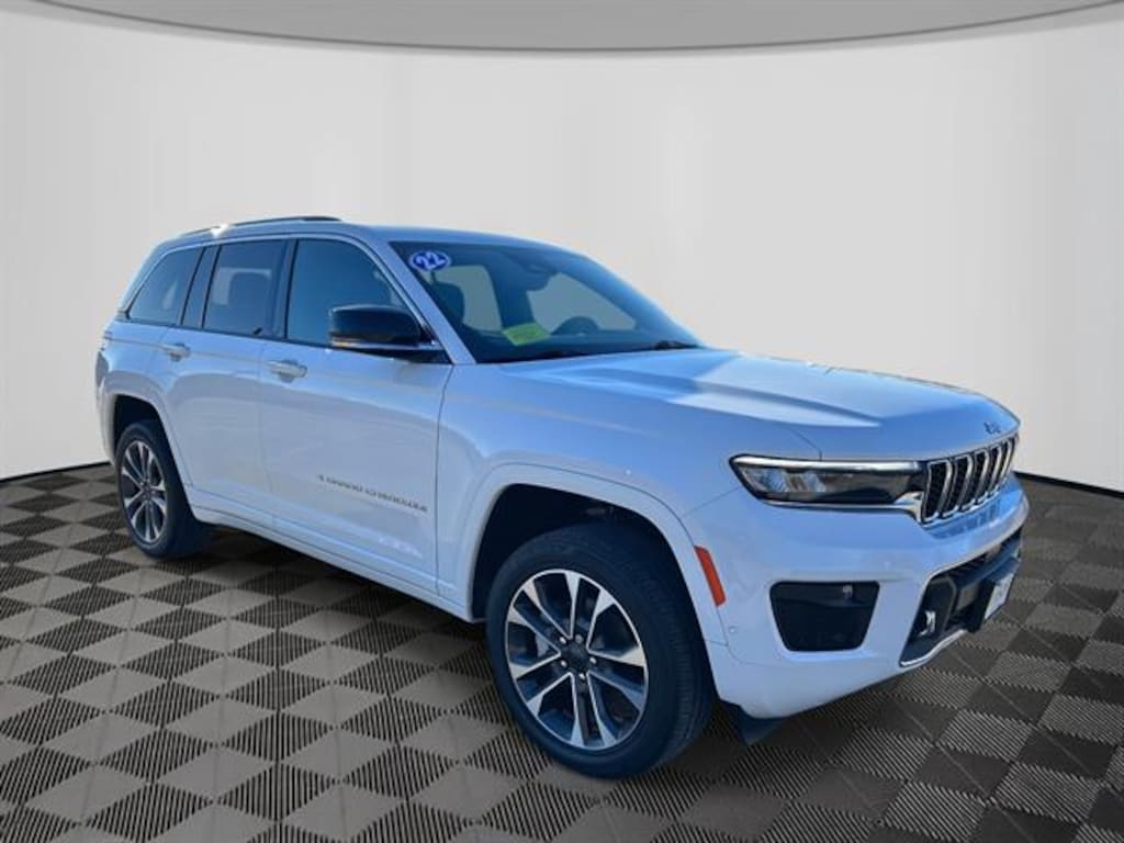 Used 2022 Jeep Grand Cherokee Overland SUV