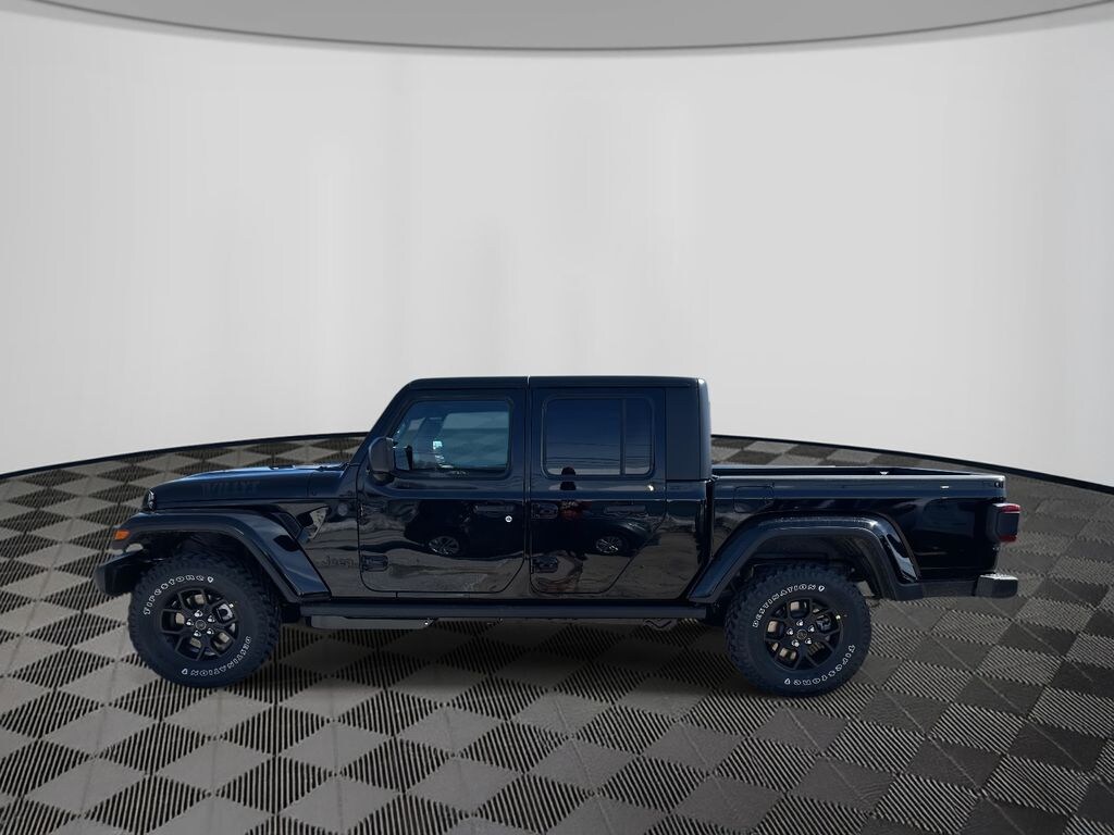 New 2026 Jeep Gladiator WILLYS 4X4 Pickup