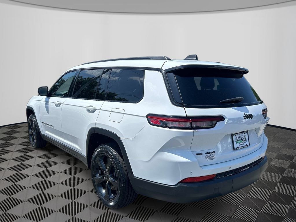 Used 2021 Jeep Grand Cherokee L Laredo SUV