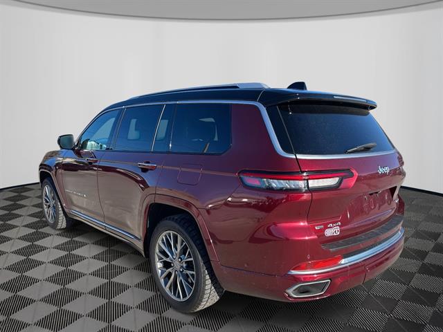 2022 Jeep Grand Cherokee L Summit photo 3