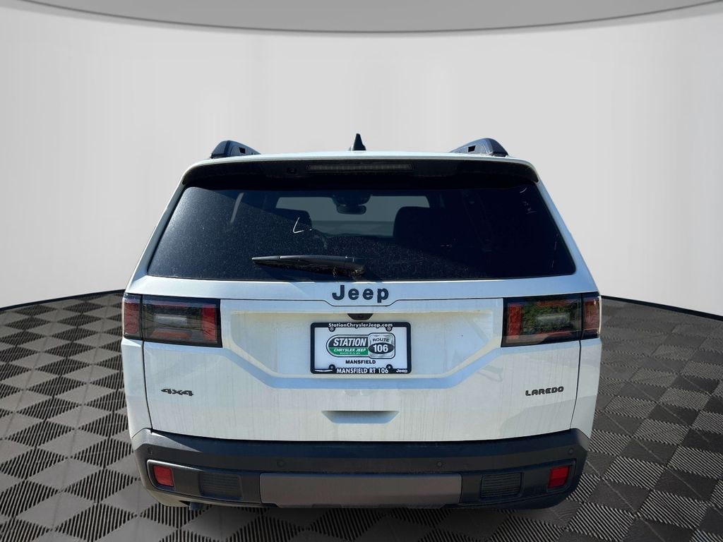 New 2026 Jeep Cherokee LAREDO 4X4 Sport Utility