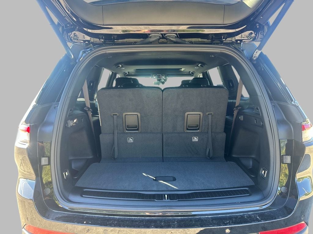 New 2026 Jeep Grand Cherokee L Altitude 4x4 Sport Utility