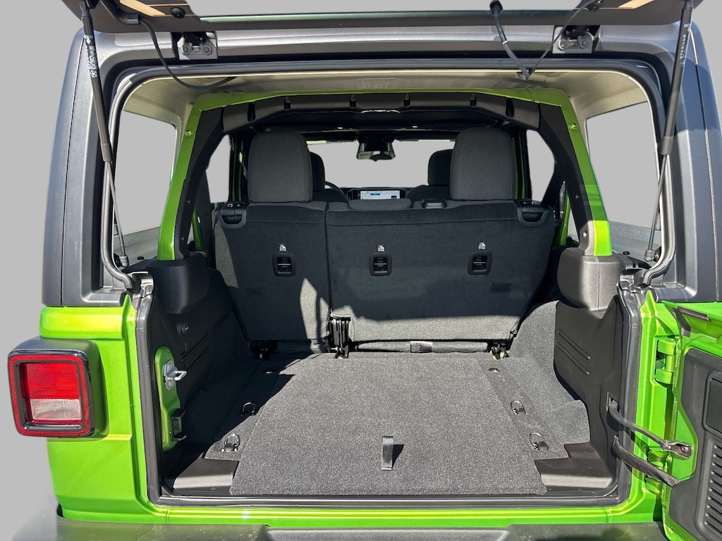 New 2026 Jeep Wrangler 4-DOOR SPORT S Sport Utility