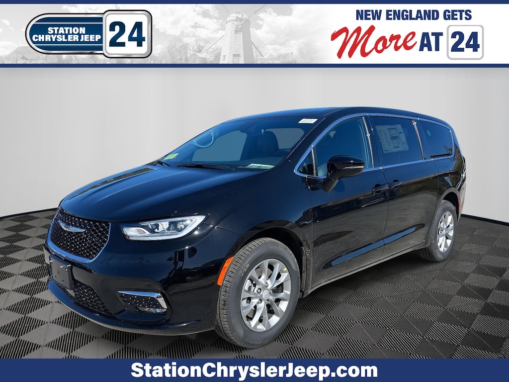 New 2026 Chrysler Pacifica SELECT AWD Passenger Van